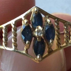 Vintage 10K gold sapphire diamond ring